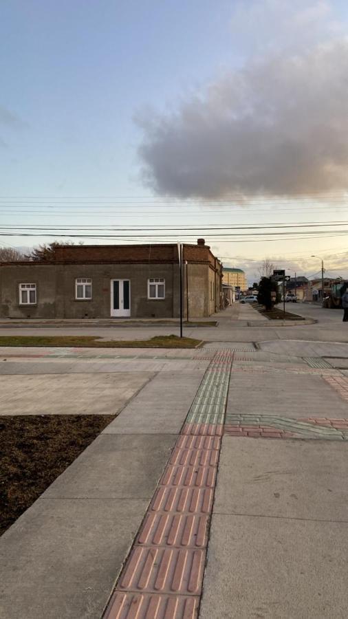 Alojamiento Emilia House Punta Arenas Ngoại thất bức ảnh