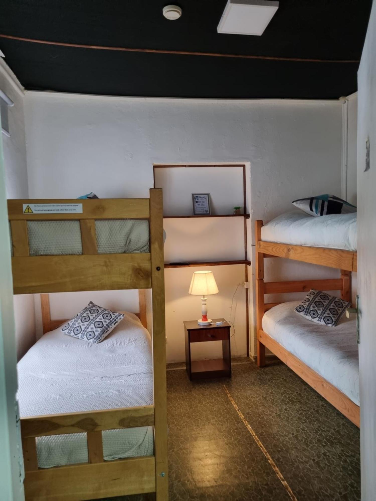 Alojamiento Emilia House Punta Arenas Ngoại thất bức ảnh
