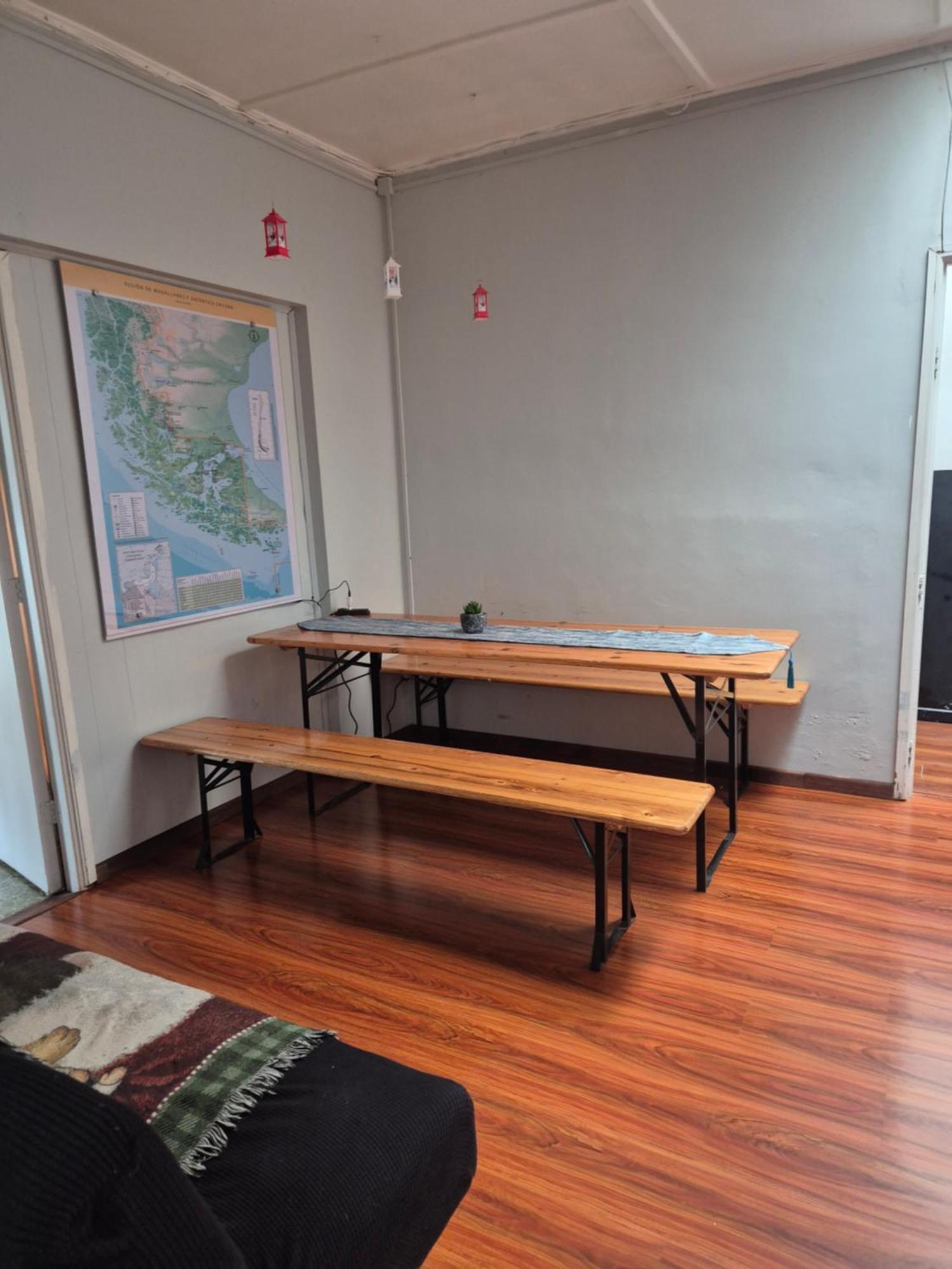 Alojamiento Emilia House Punta Arenas Ngoại thất bức ảnh